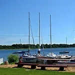 Pod Modrzewiem Powidz (Slupca)