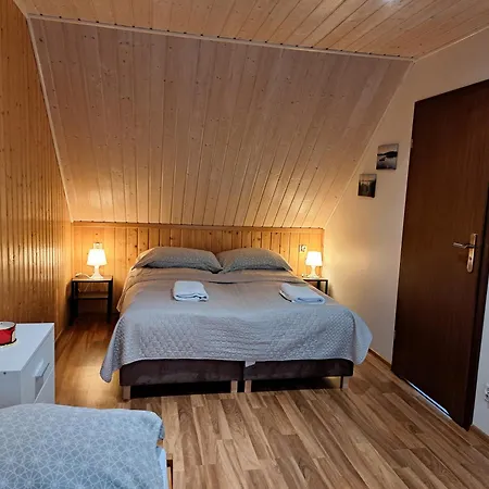 아파트 Pod Modrzewiem *