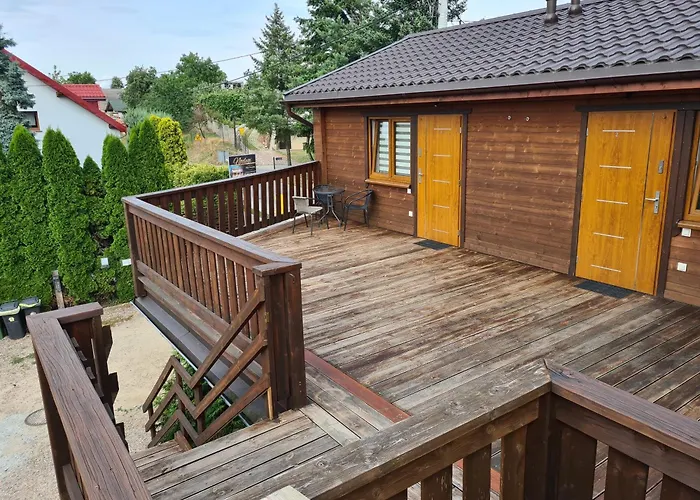 Pod Modrzewiem ポビツ